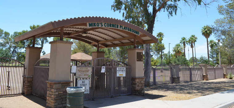 Mikos-Corner-Dog-Park.png
